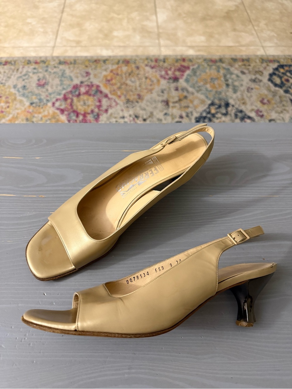 Salvatore Ferragamo Beige Leather Slingback Heels Size 9 Made in Italy